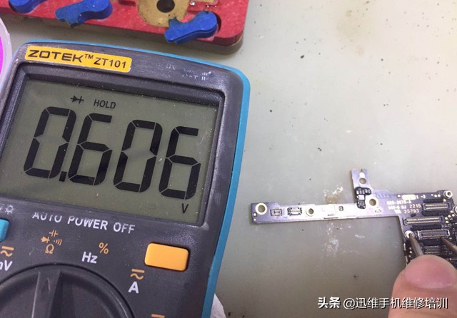 摔的不开机手机能修好吗,手机摔后不开机不用维修