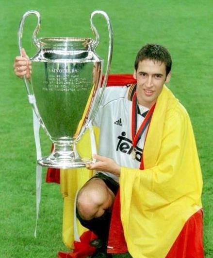 西班牙足球明星排名,西班牙足球十大传奇球星