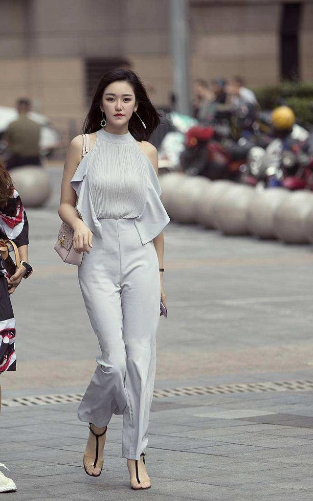 不沾身短袖女雪纺,雪纺上衣穿着舒适透气凉爽又好看