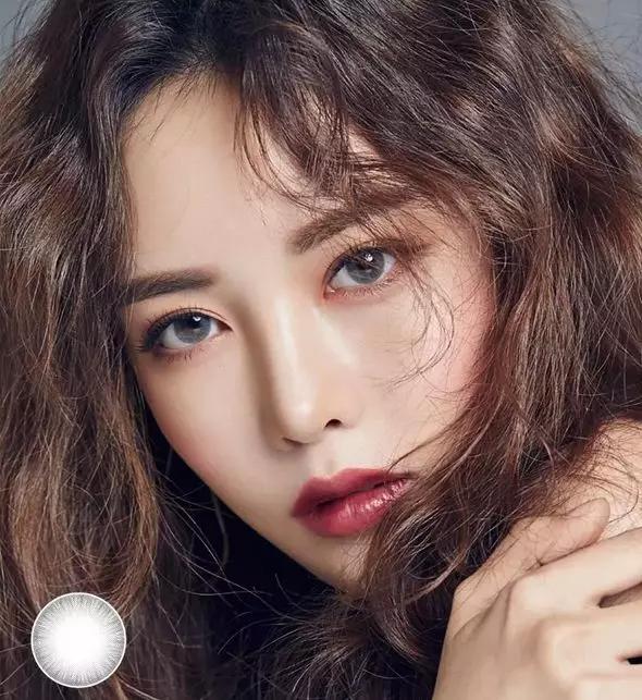 杨超越朦胧感,杨超越小鹿眼