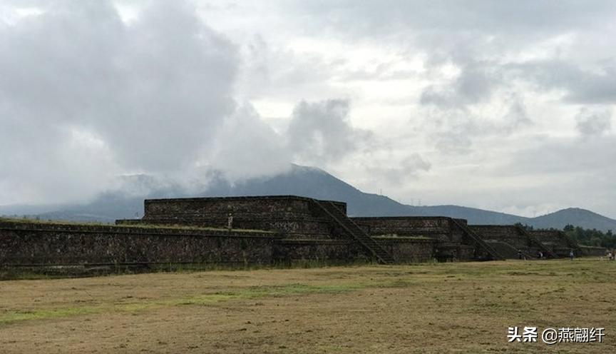 “踏迹古文明、晓看日月辉”— 除夕墨西哥金字塔一日游记