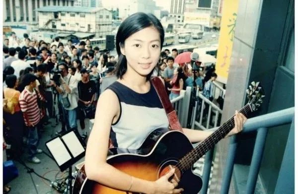 萧亚轩与黄绮珊,萧亚轩宁静陈意涵