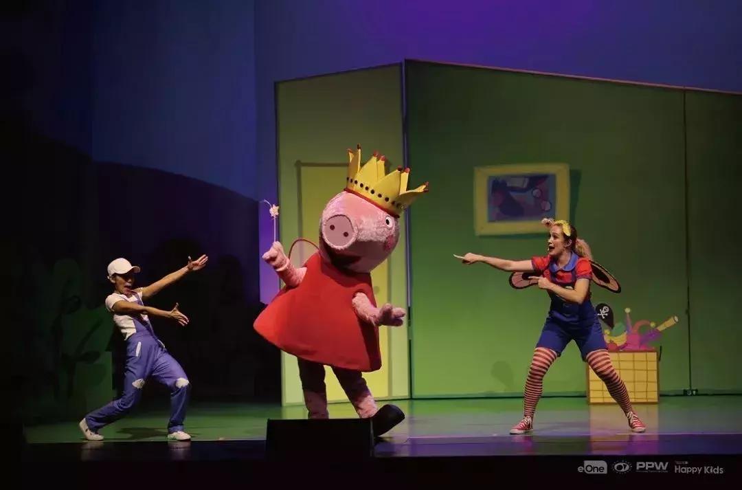 小猪佩奇宇宙版,小猪佩奇英语原声视频