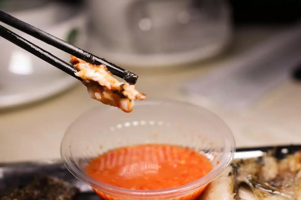 西双版纳告庄西双景星光夜市，为什么那么多人喜欢她？