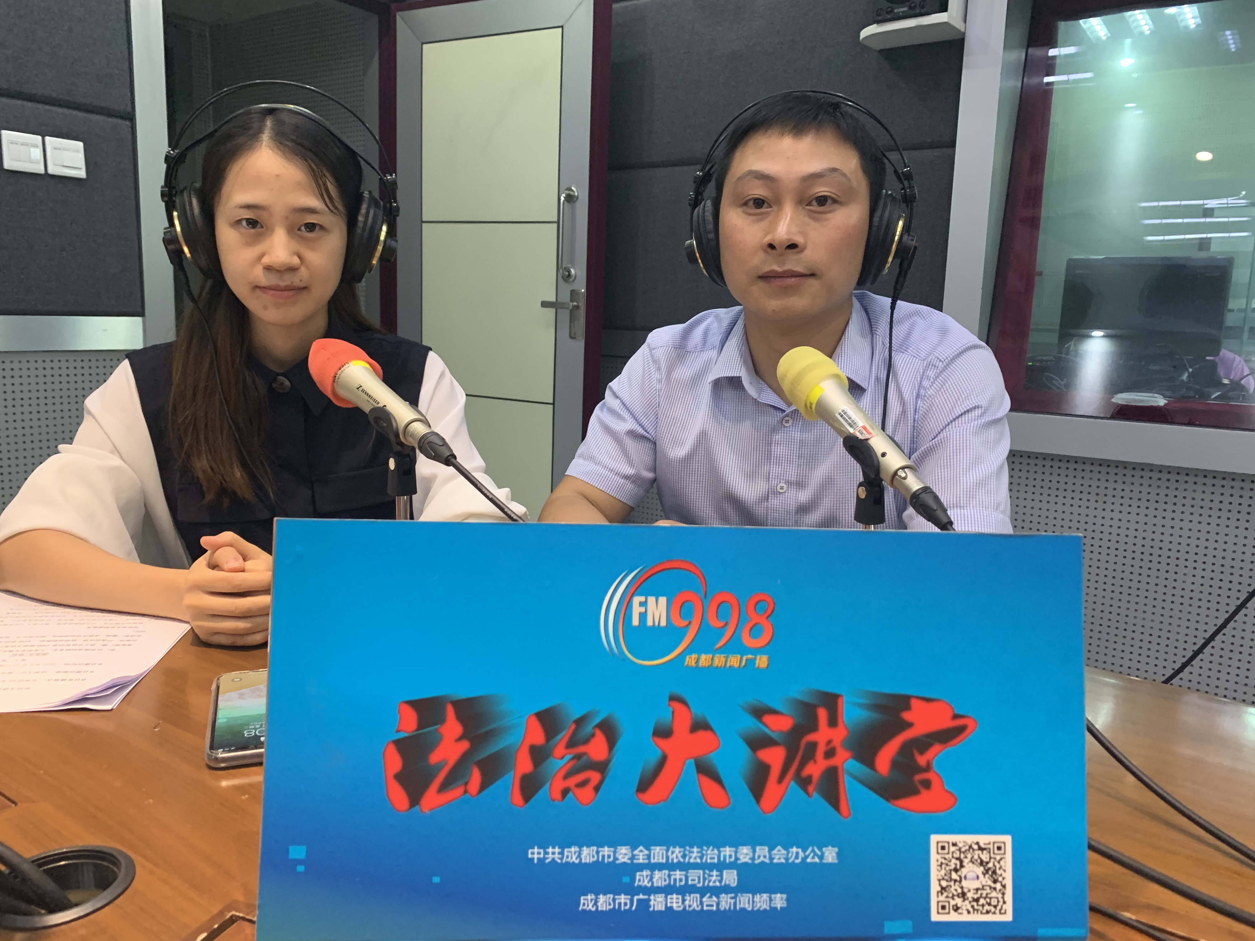 气死!豪掷万金“人肉”代购名牌包,却被闺蜜识破为假货