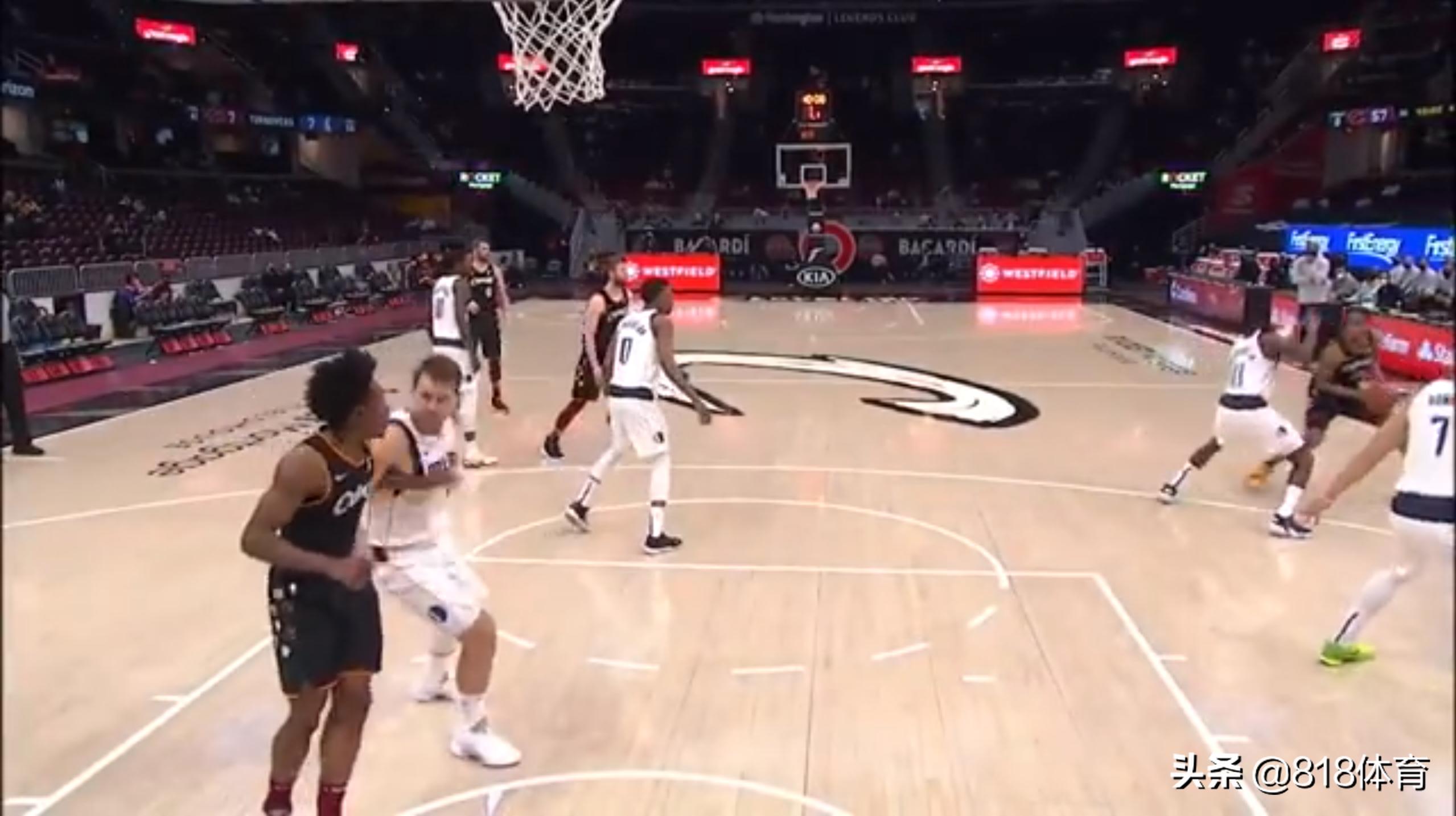 东契奇被犯规和詹姆斯被犯规,塞克斯顿和东契奇