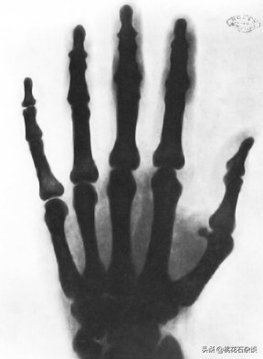 爱迪生和特斯拉的贡献与遗憾,电灯是特斯拉还是爱迪生发明的