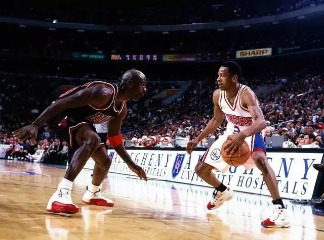 乔丹历史最强进攻集锦,乔丹哪个年代防守有多强