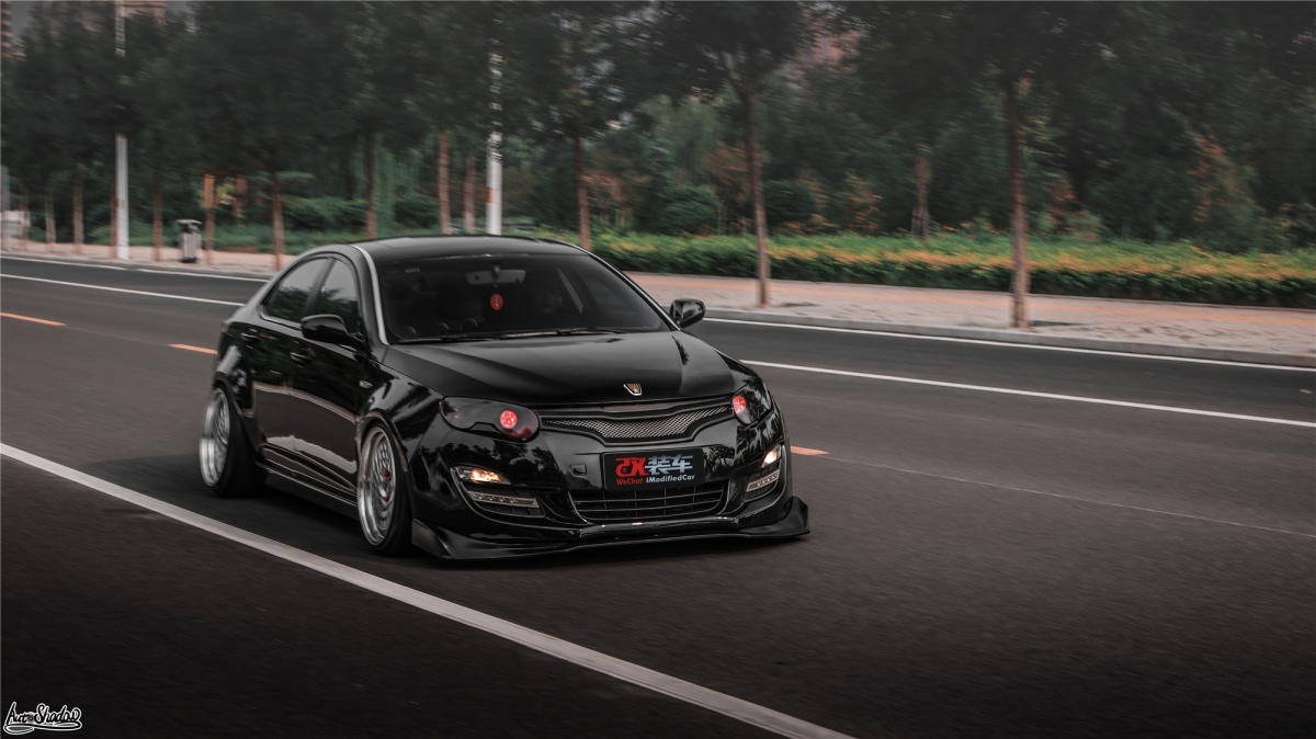 花15万买辆车,花5万买一辆宝马再加5万改装一下