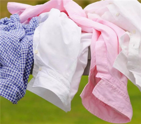 白t恤日常清洗的最有效方法,夏季t恤怎么清洗不会泛黄