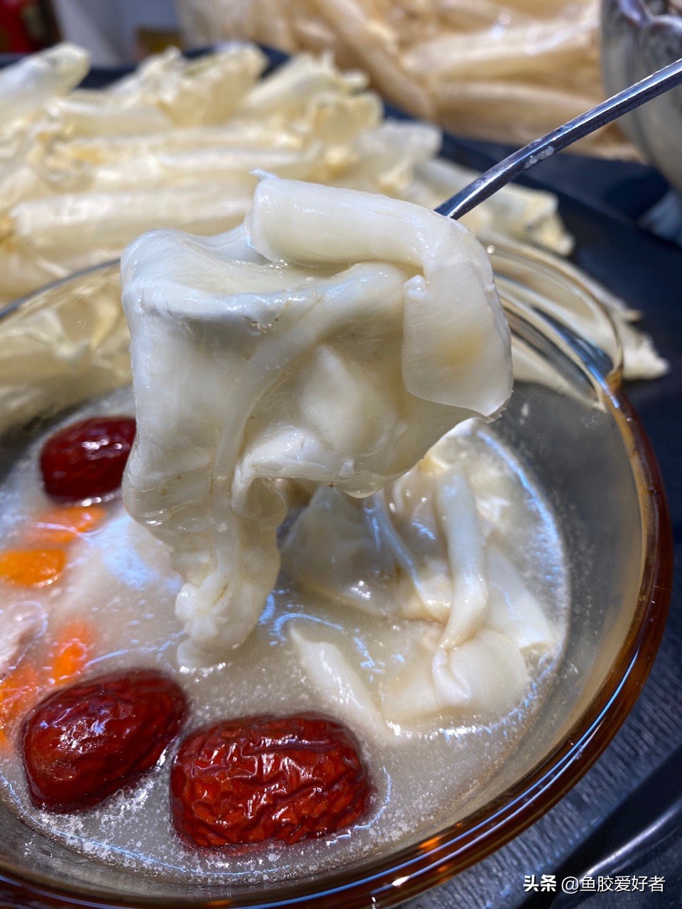 鱼胶正确的泡发方法和做法,鱼胶的做法和功效大全