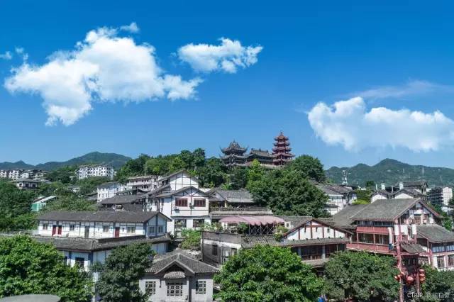 新晋热门旅游网红城市,网红城市游玩攻略