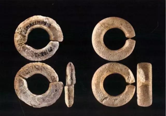 美的事物是永恒的喜悦，耳饰文化不断发展，成为耳畔靓丽风景线