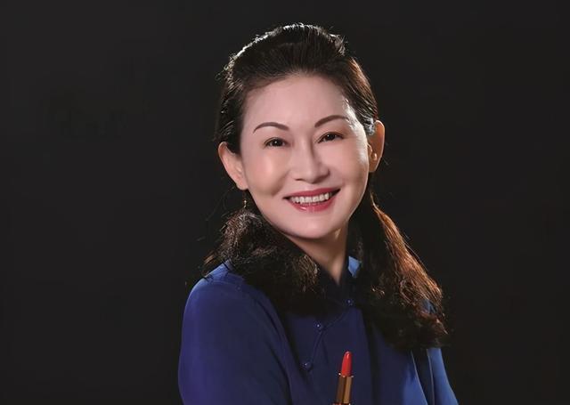 玻尿酸背后的利润有多少 (玻尿酸背后的暴利)