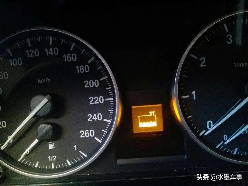 防冻液直接添加好还是彻底换掉好,发现车防冻液少了怎么办