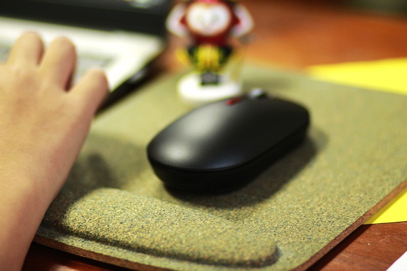 鼠标垫防硌手立体护腕硅胶,鼠标垫天然软木护腕怎么样