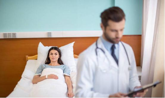 人工流产和药物流产医生怎么选择,胎停选择人工流产还是药物流产