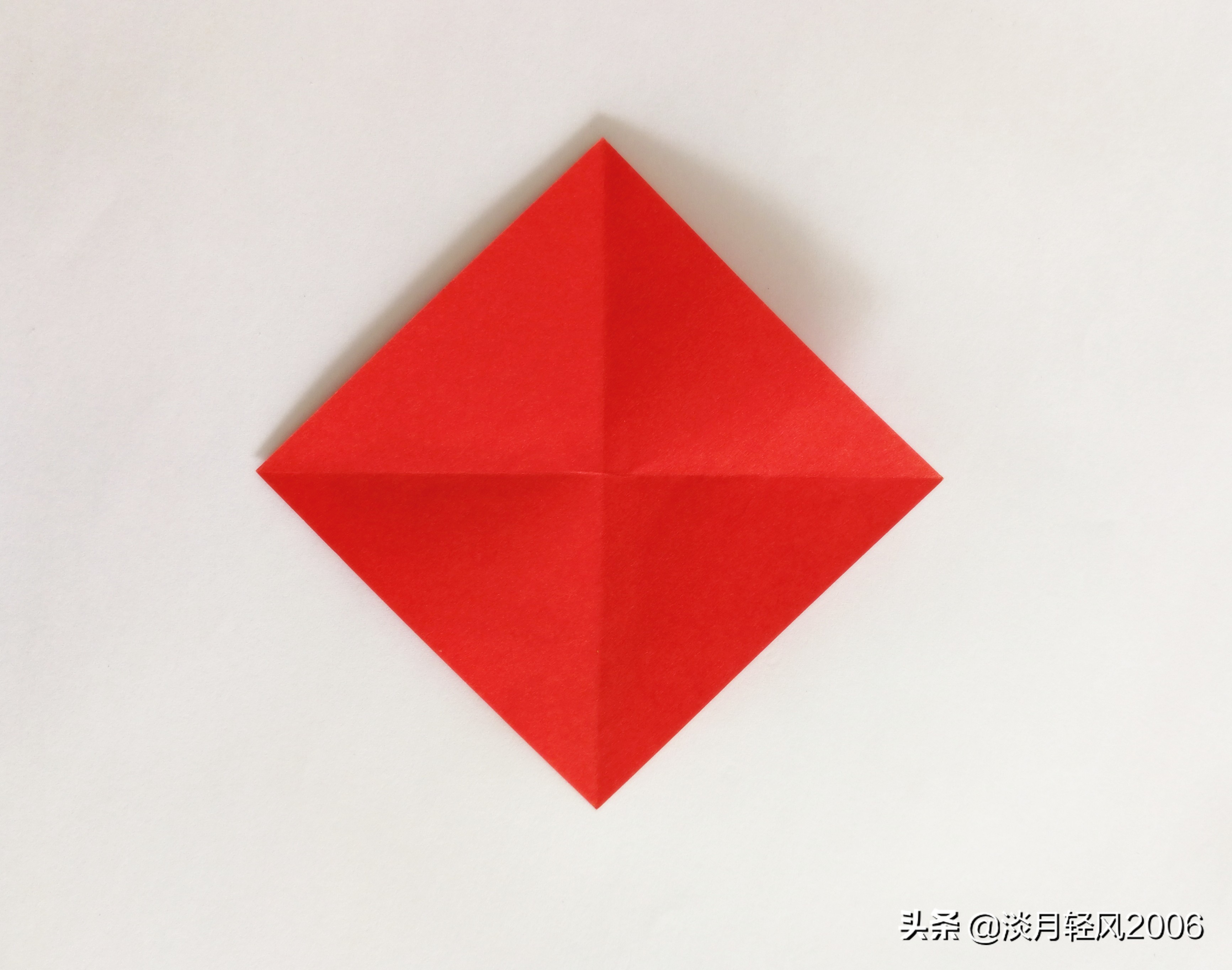 用正方形纸折的小儿手工简单,一张纸折的简单小手工