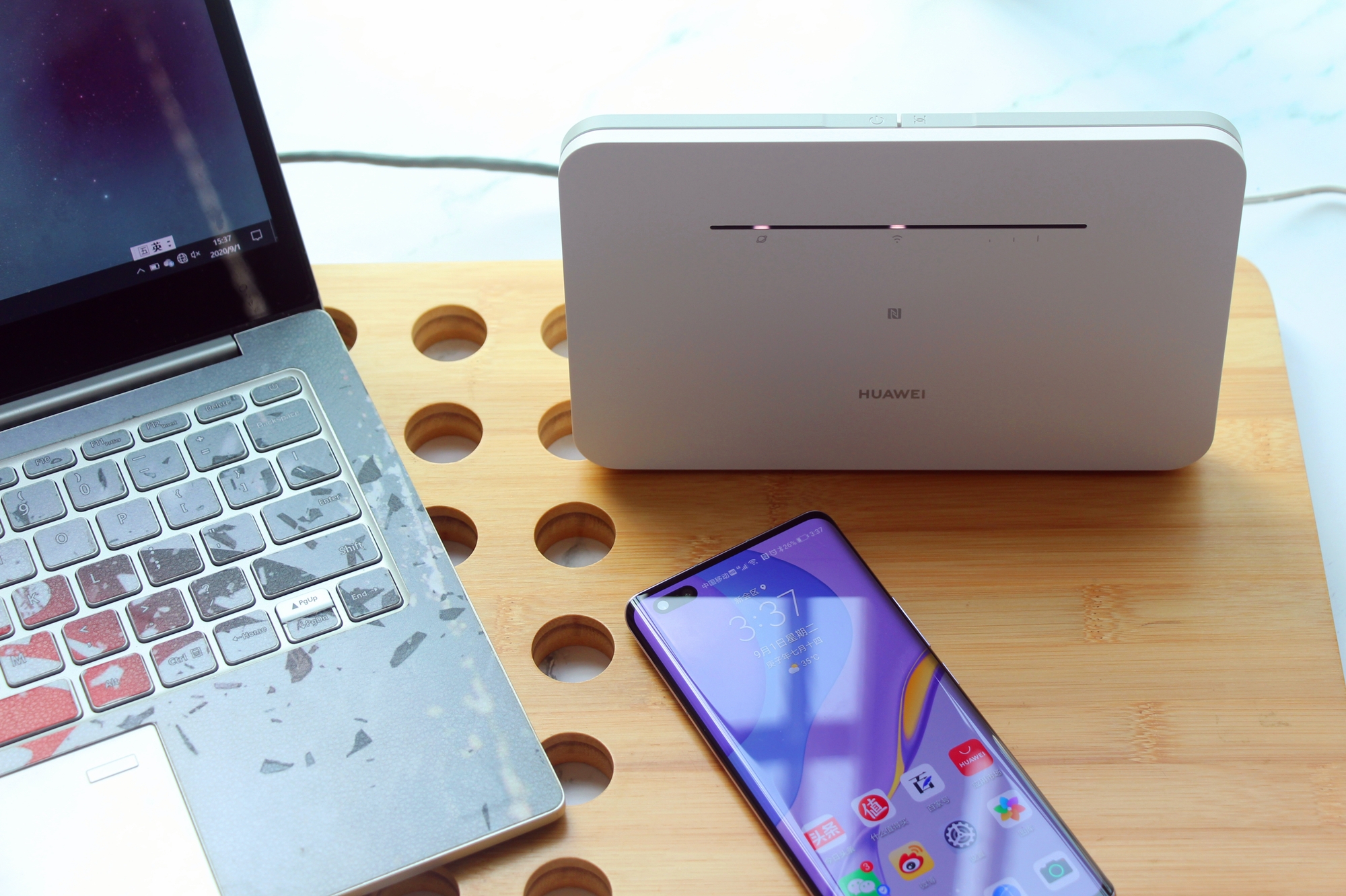 华为移动路由器带wifi,华为移动路由器和随身wifi