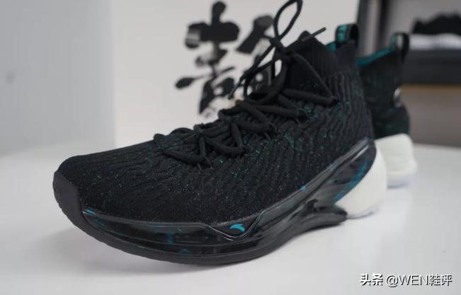 安德玛实战球鞋推荐,安德玛hovrsplash1配色