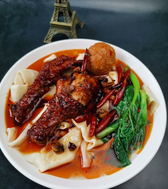 安徽牛肉板面和太和羊肉板面,面中之王清汤面