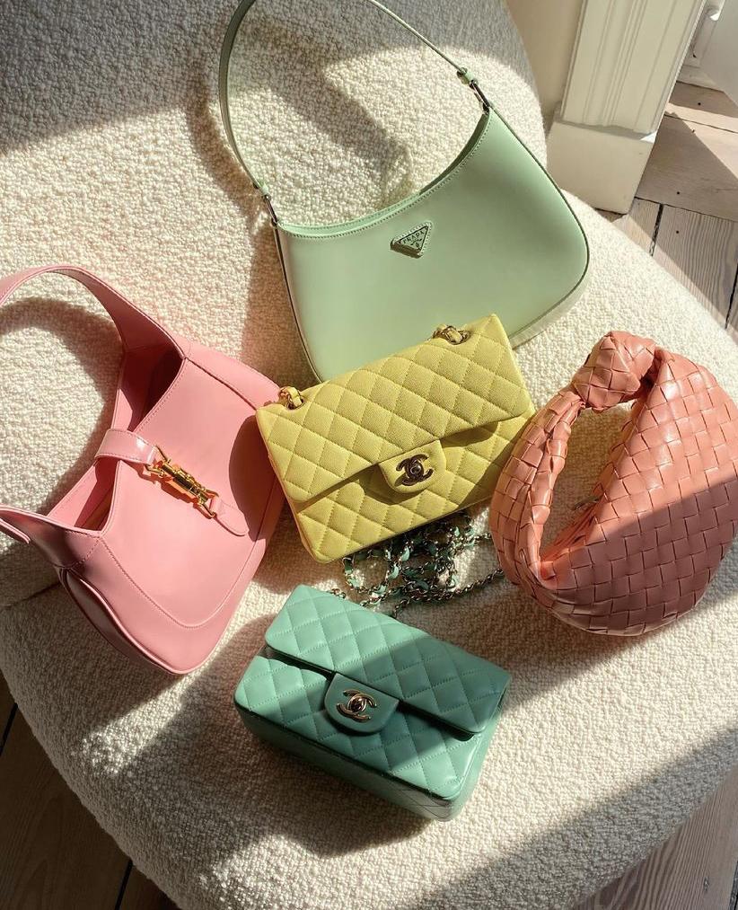 时尚玩转色彩让你轻松穿搭不出错 (100例经典色彩搭配穿搭)