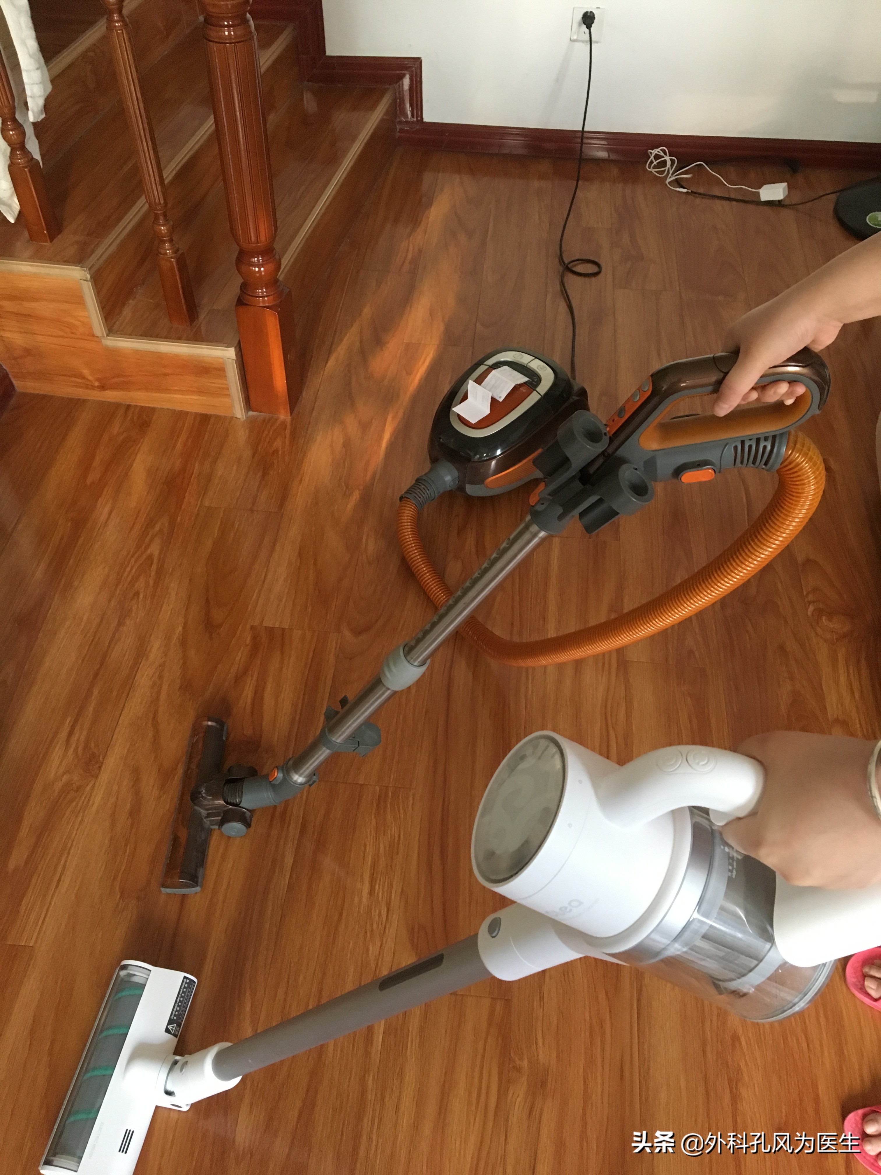 普通吸尘器真实使用感受差评,吸尘器评测小视频