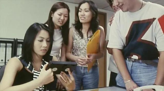 山村老尸和楚人美是同一部电影吗,山村老尸十位演员今昔对比