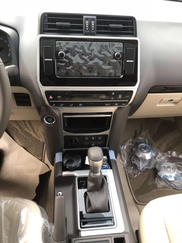 19款柴油版丰田霸道2800多少钱,丰田霸道3.0柴油版顶配