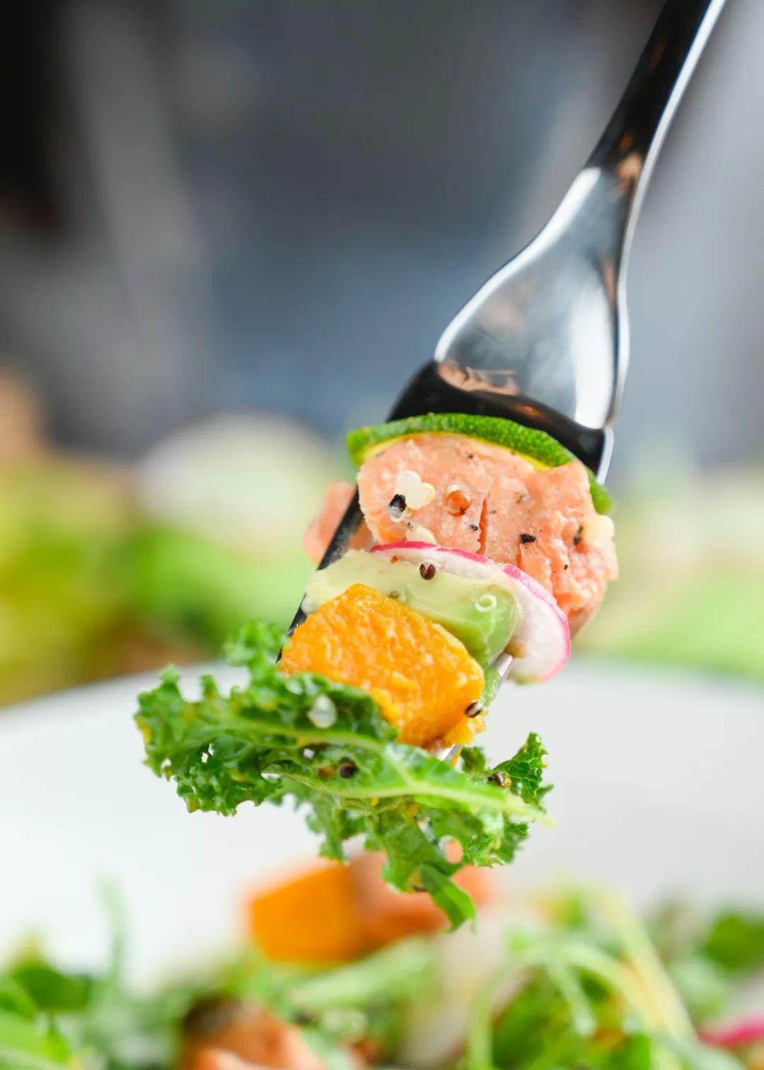 不接受批评的酒水研究所，能喝上全世界的酒