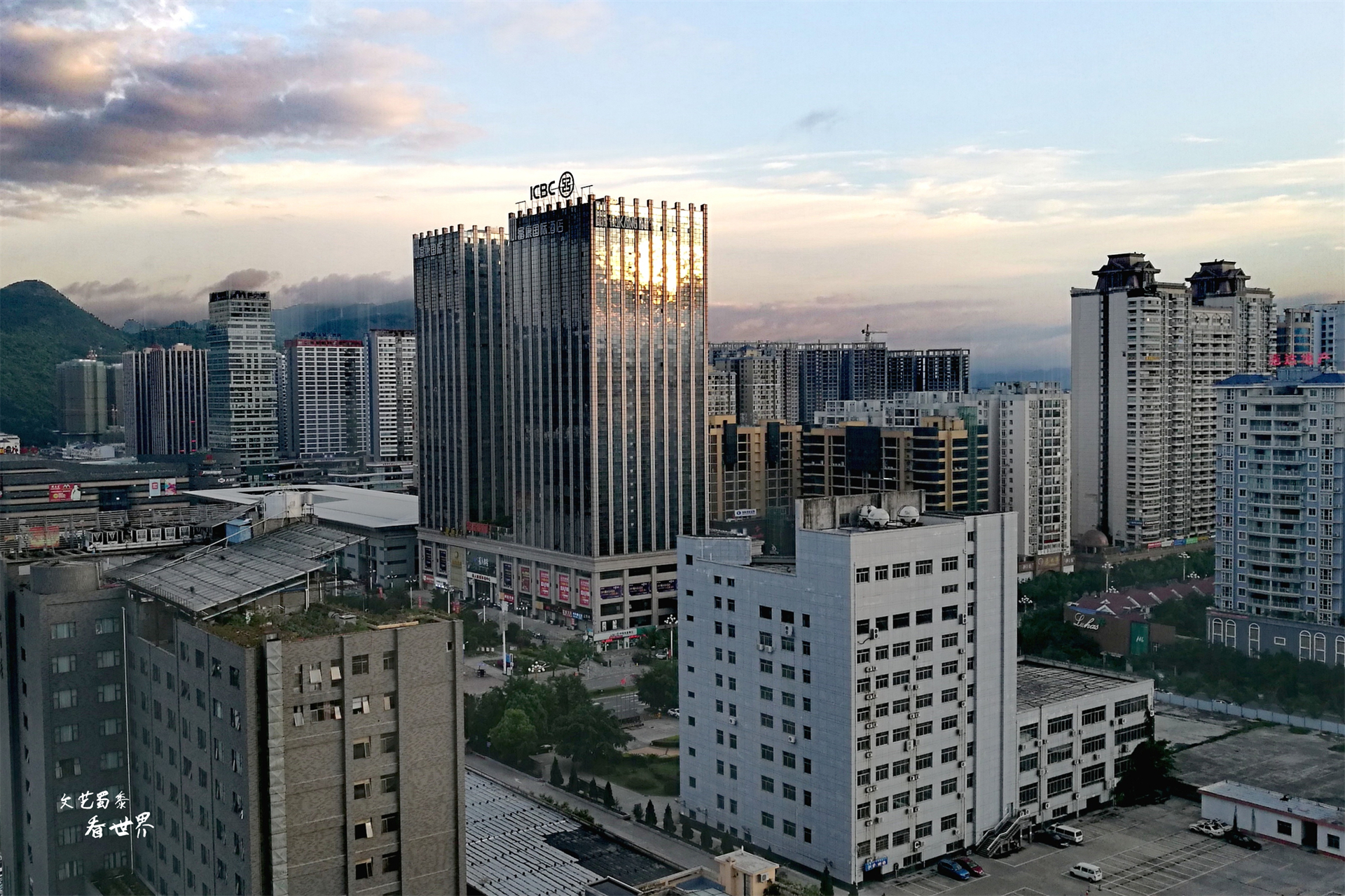 养老在海南好还是在版纳好,贵州兴义最适合居住的地方