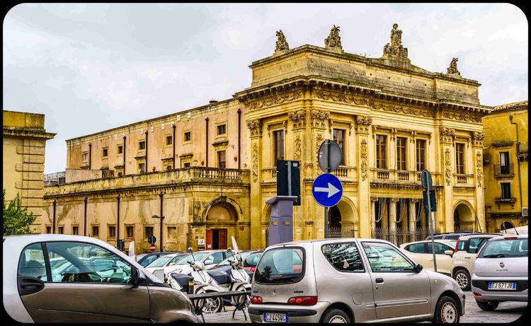 情迷西西里:漫步“蜜糖小城”诺托,感受巴洛克建筑艺术的灵动、浪漫与激情