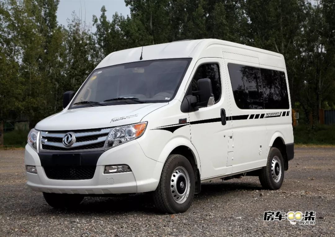 外观低调,配置却很丰富,老百姓也能买得起的东风舒侣B型房车