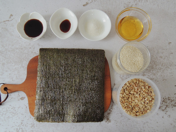 海苔好吃价格贵，教您1招，1块紫菜能做5包，质地脆嫩好解馋