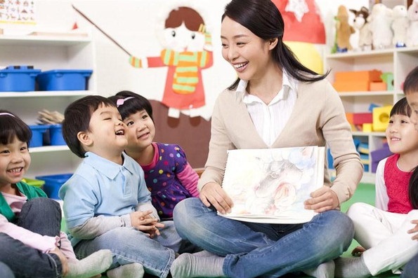 如何当好一名优秀的幼儿教师,怎样做一名优秀的幼儿教师演讲