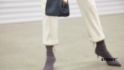 唐嫣最新的穿搭告诉你,唐嫣全黑look秀长腿