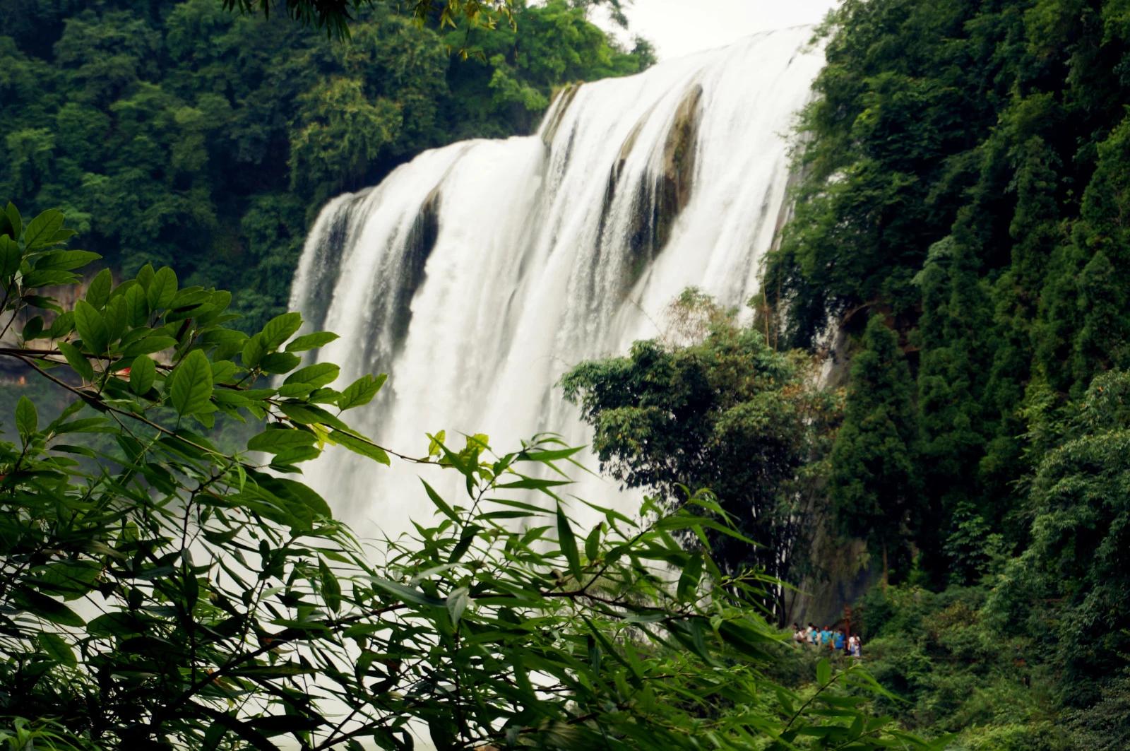 一句话赞叹黄果树瀑布,黄果树瀑布深度解析