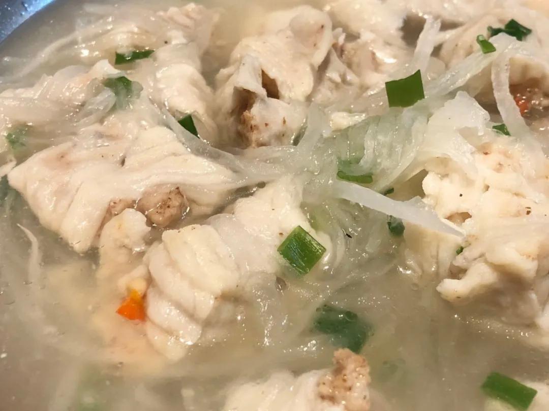 午餐吃爽口弹牙的潮汕鱼册,年前寄来汕头鱼册,来自武汉江城潮爸