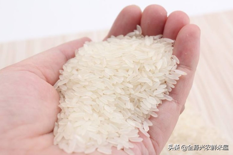 如何辨别买的米是真的还是假的,市场上绿色米是假米吗