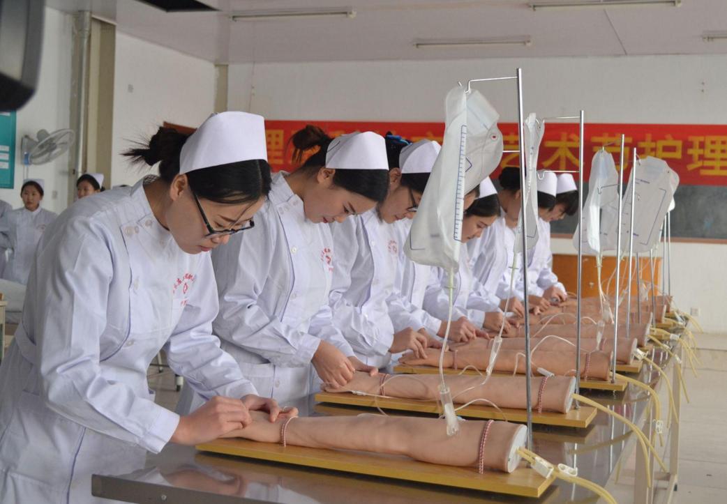 家里没矿的同学千万别选以下专业,家境不好选择冷门专业