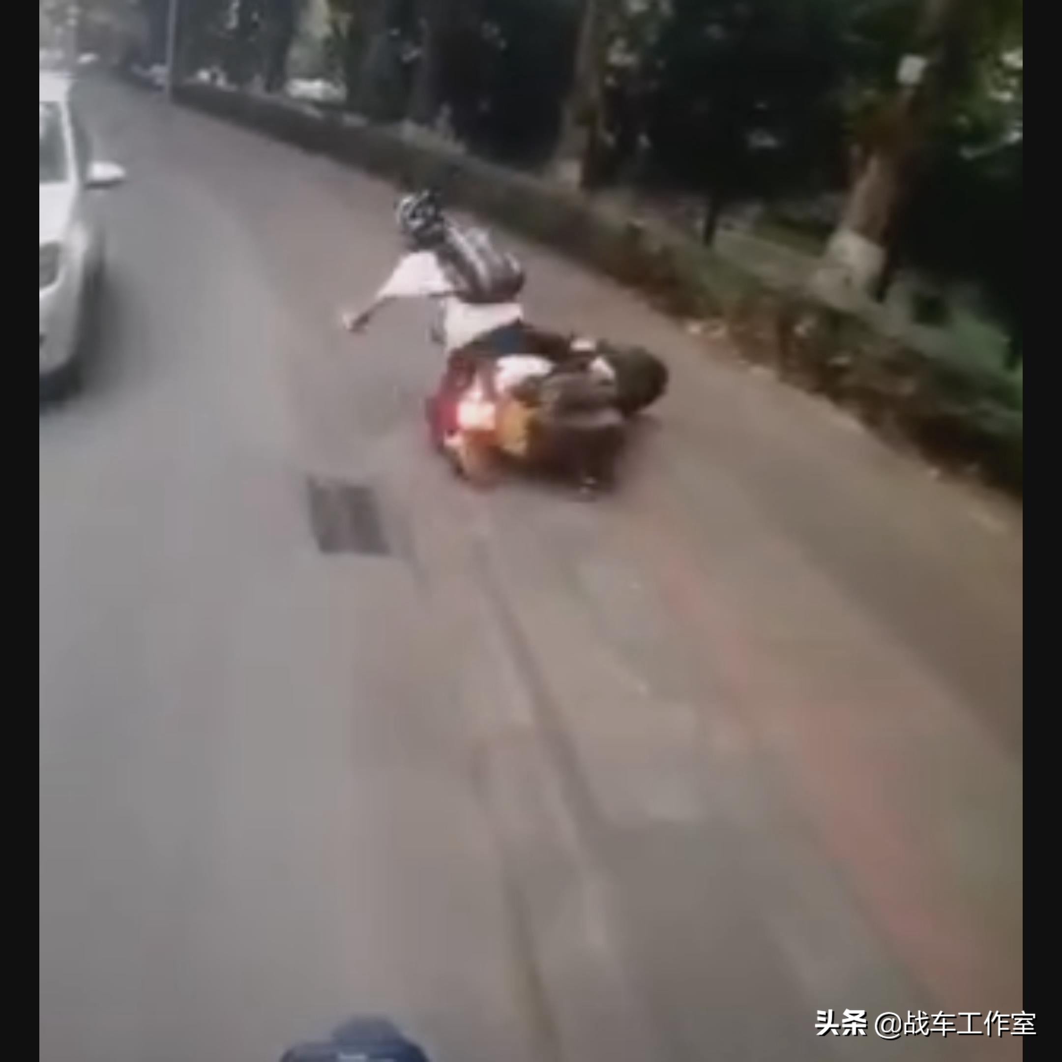 澶寸洈瀵硅溅鍙嬬殑褰卞搷,澶寸洈瀵硅溅鍙嬬殑鍗卞