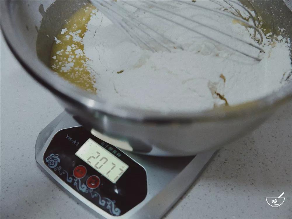 「十堰」这个85后男生开的甜品店，一口就被TA撩到！来了就赖着不想走