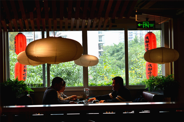 吃货夫妻结婚2周年，去成都逛吃逛吃，3天花了5600元~