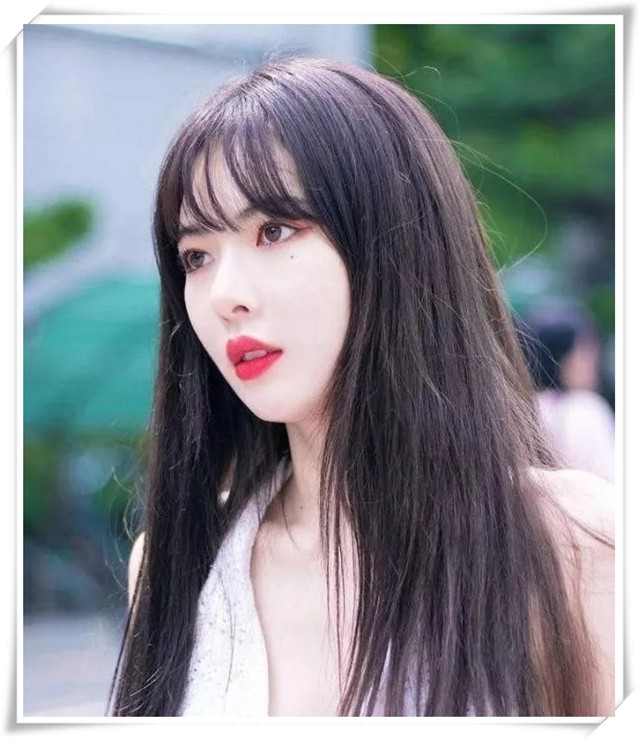 “黑茶色”过时了,过年推荐这5种显白发色,绝对吸睛