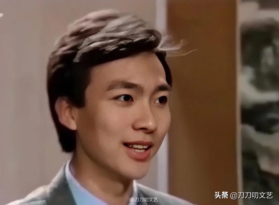 康辉简介及父母资料,康辉谈及自己唯一的遗憾