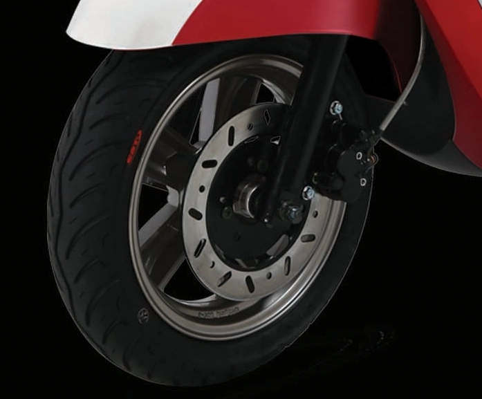 国产复古小踏板6980,1万元复古小踏板摩托推荐