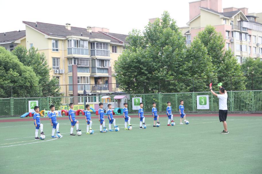 成都市中小学课后服务热门问题,成都公立小学课后服务都做些什么
