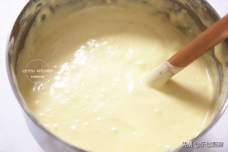 鸡蛋面粉花生油蛋糕,纯花生油鸡蛋白糖老式蛋糕做法