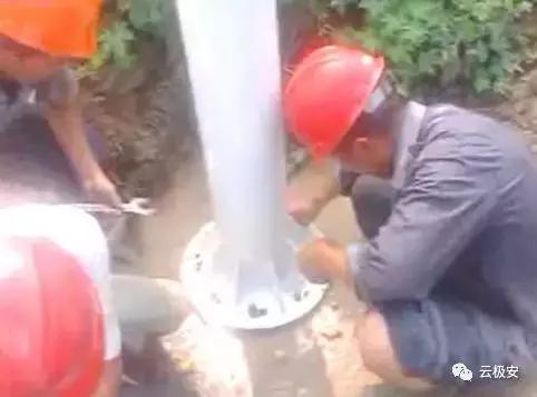 监控杆安装与预埋线,监控立杆基础配管