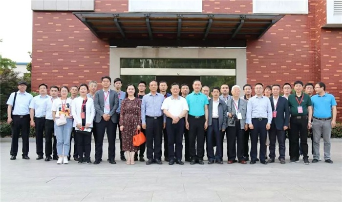 椹娍鑰岃,椹娍鑰岃涓婚